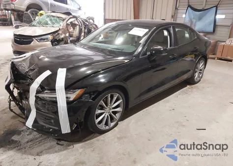 2019 Volvo S60 T5 Momentum из США, поврежденный, VIN 7JR102FK8KG015480